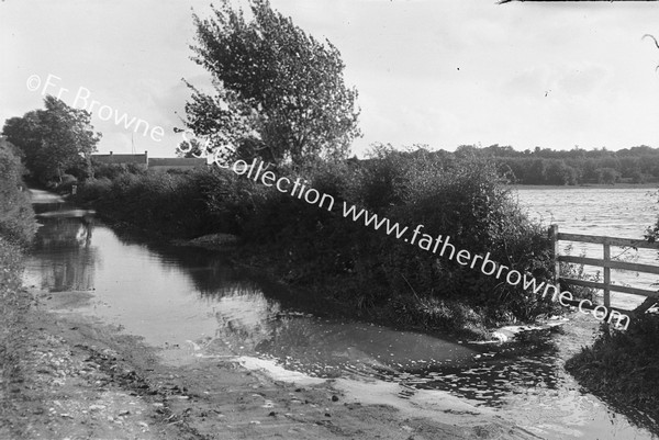 FLOODED ROAD FRON CLARA TO RAHAN